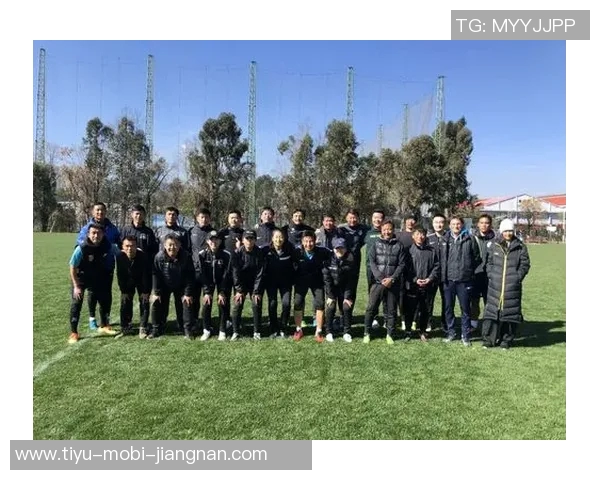 王洪亮区楚良有望加盟中国女足教练团队助力球队发展