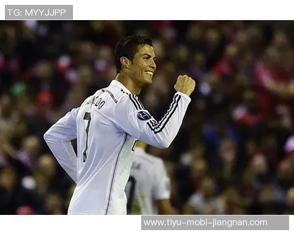 维尼修斯遭皇马球迷嘘声C罗曾教导他如何面对压力与挑战